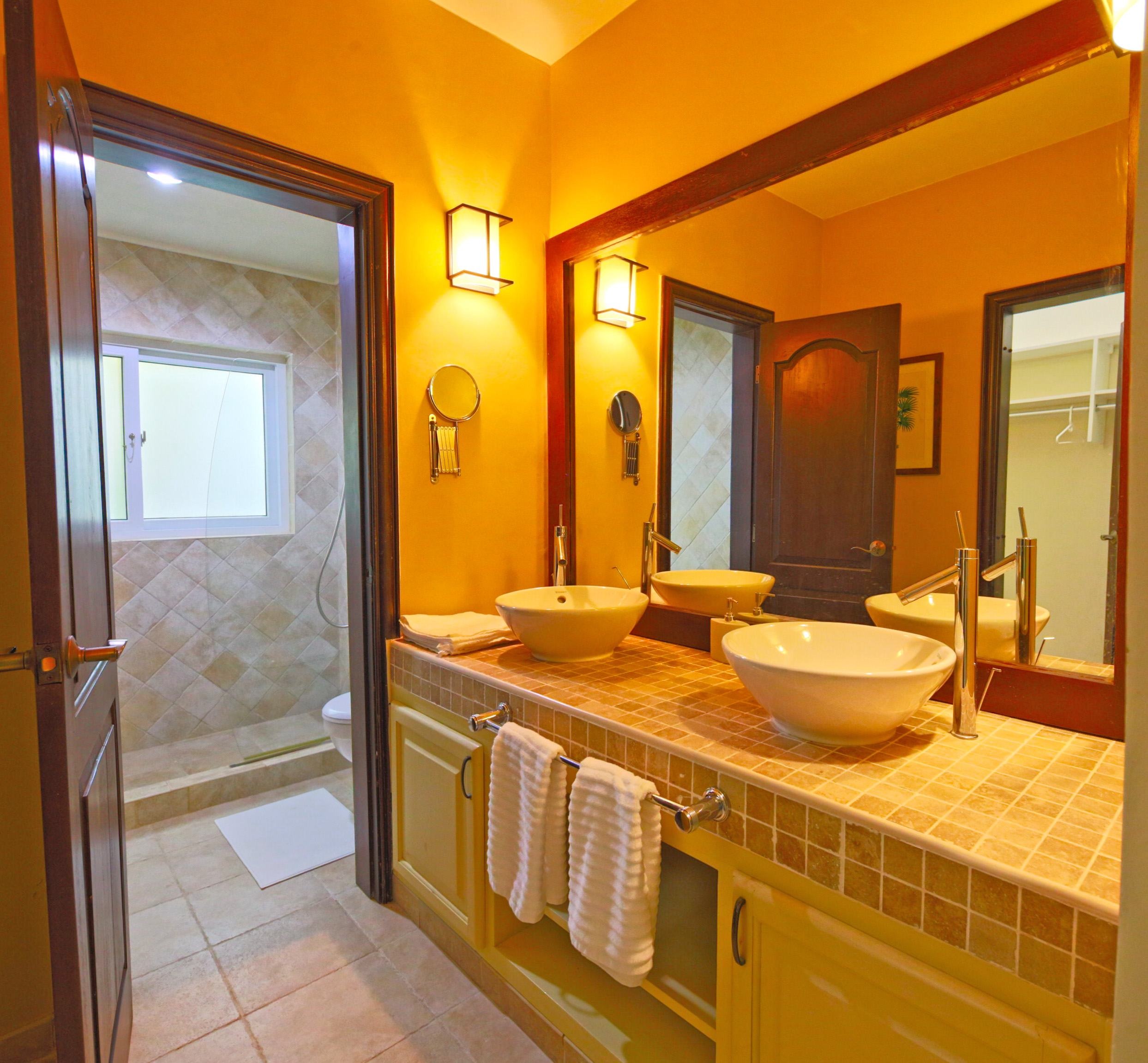 Bathroom Villa 208 Arrecife 01