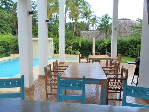 Casa Blanca Terrace 02
