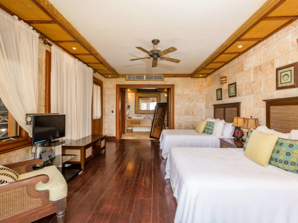 Villa Caleton 9 Room 06