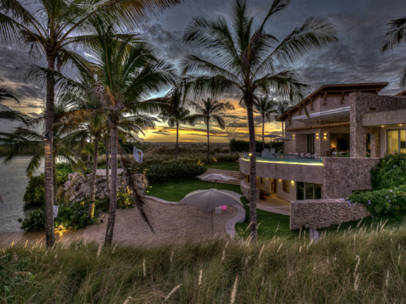 Villa Oceania Outside 02