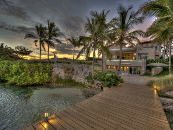 Villa Oceania Outside 04