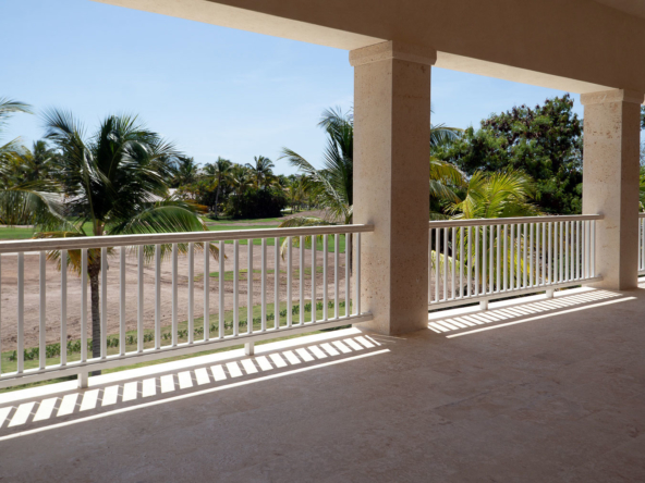 Villa Arrecife 60 Balcony 01