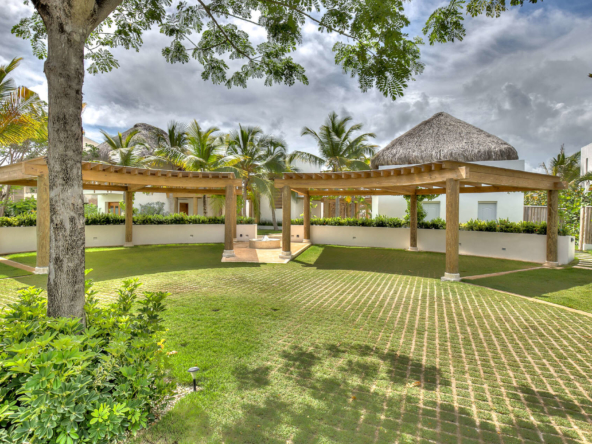 Villa Cayuco 9 Garden 01