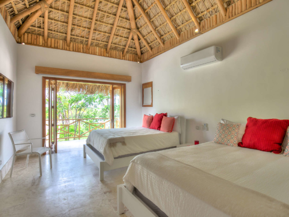 Villa Cayuco 9 Room 02
