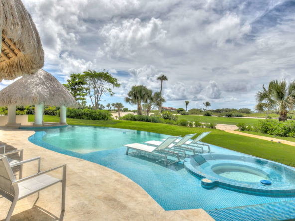 Villa Cayuco 9 Swimming Pool 01