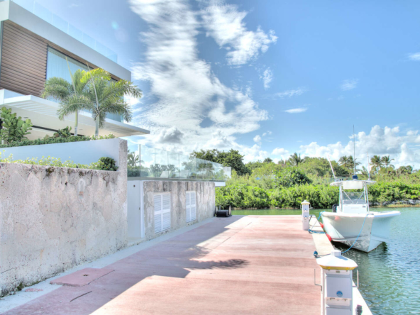 Villa Ocean Eleven Outside 03