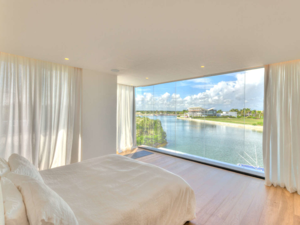Villa Ocean Eleven Room 01