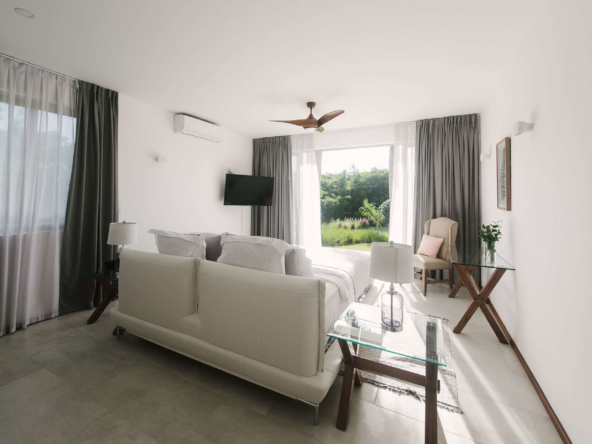 Villa Yarari 34 Bella Luna Room 01
