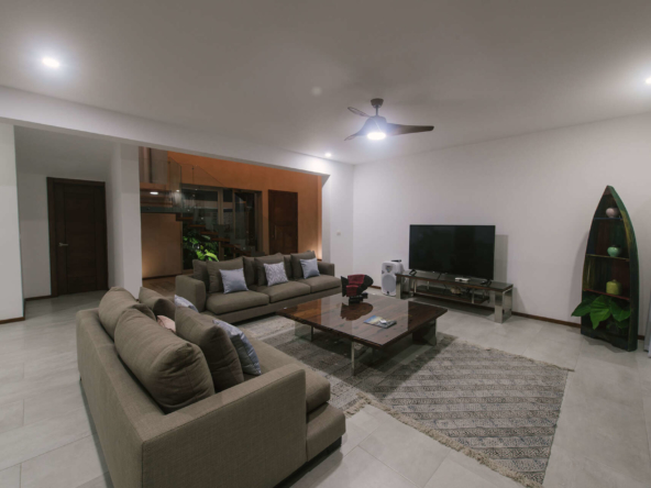 Villa Yarari 34 Bella Luna Salon