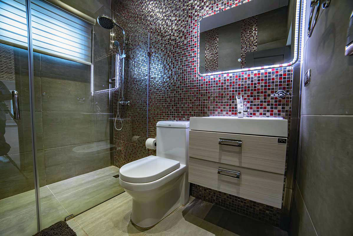 Luxury Villa Bathroom 01