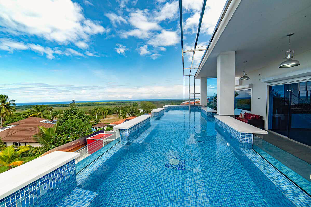 Luxury Villa Pool 01