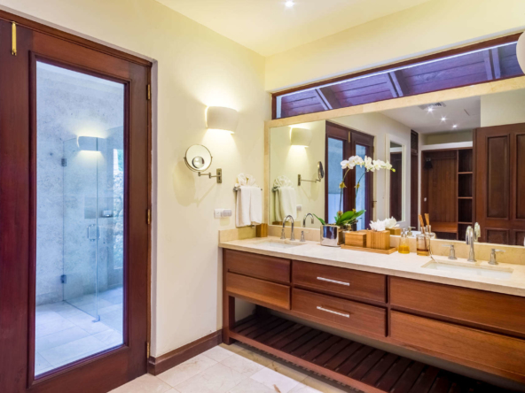 Bahia Minitas Bathroom 02