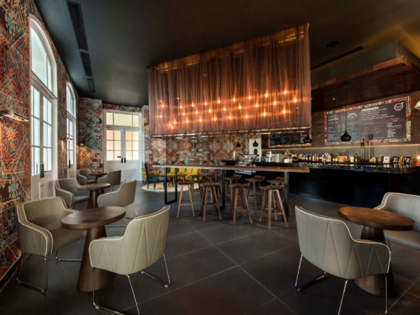 The Pineapple Restaurant 02