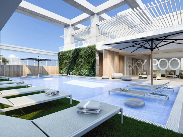 Sky Tower Anacaona Santo Domingo Pool