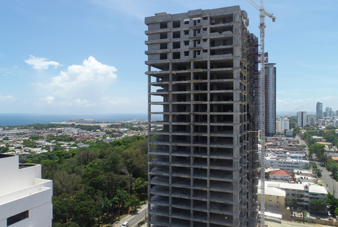 Twin Towers Santo Domingo Construction