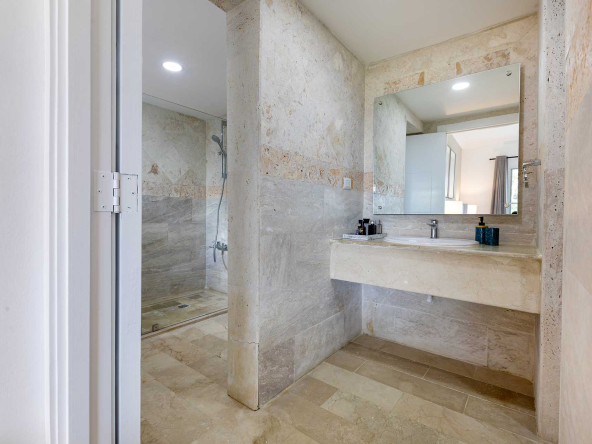 Perla Del Este, Apartment, Bathroom, Shower & Sink