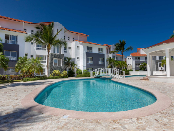 Perla Del Este, Pool, Buildings